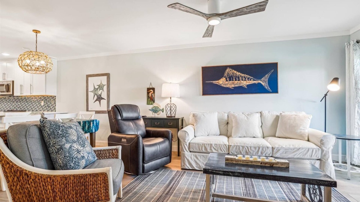 Duck Condo | New Listing - 3 BR Oceanfront Condo in Duck with pool