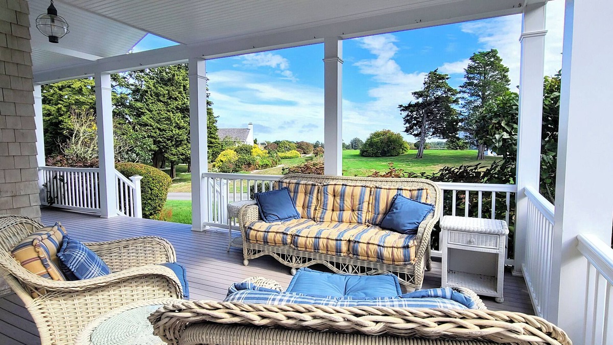 Eastham House | NEW LISTING! 3BD+ Custom Home-A/C, Hot Tub, Assoc Dock & Beach, Town Cove Views