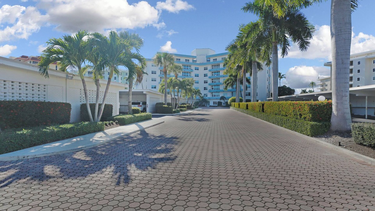 Marco Island Condo | New Listing! Available Jan Feb 2026! Gorgeous renovated unit!