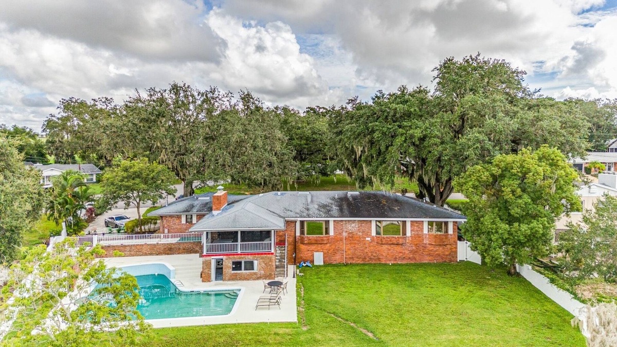 Haines City House | NEW LISTING! Beautiful Lake View Retreat Drivable to Theme Parks