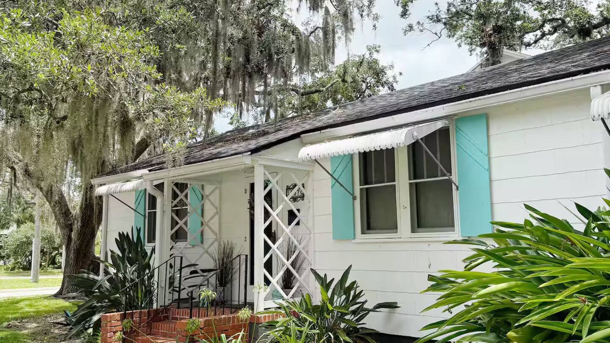 St. Augustine Cottage | NEW LISTING/Charming 2-bedroom cottage in wonderful St. Augustine w/WiFi, AC