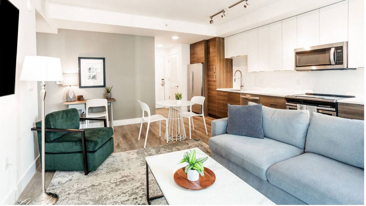 Riverwalk Fort Lauderdale Apartment | NEW LISTING! Contemporary 1BR, in unit Washer/Dryer, FREE parking with all amenities! by RedAwning