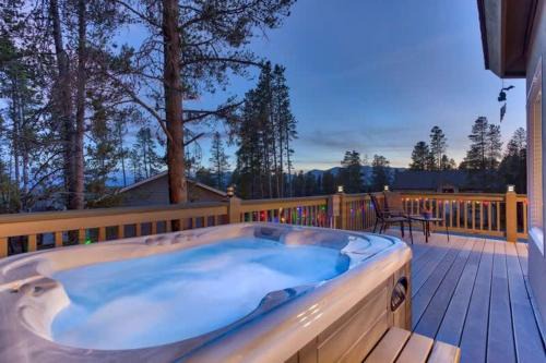 Leadville North House | New Listing - Doc's Place - Beautiful Hot Tub Views