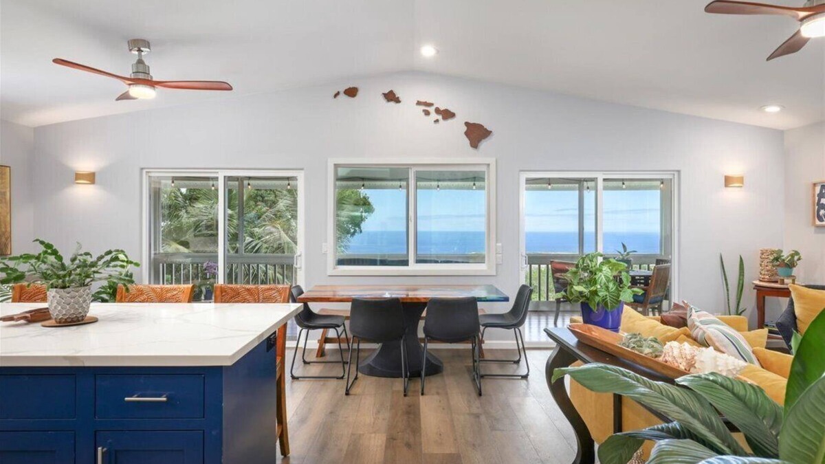 Kalaoa House | New Listing- Hale Aka'ula, house of the red sunset