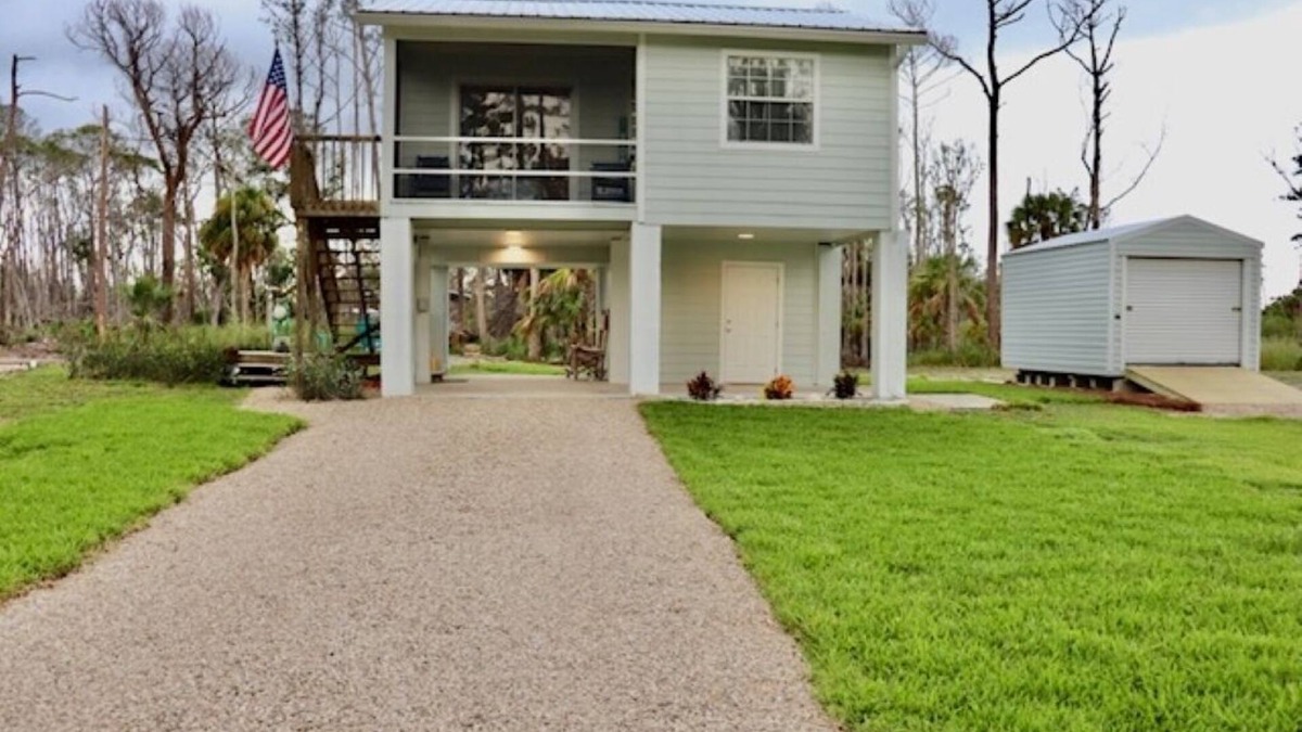 Steinhatchee House | New Listing! King Bed/Ice Machine/Boat Parking