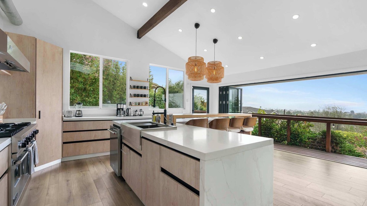Pacific Palisades House | New Listing! Palisades Paradise by Colby & Conrad!