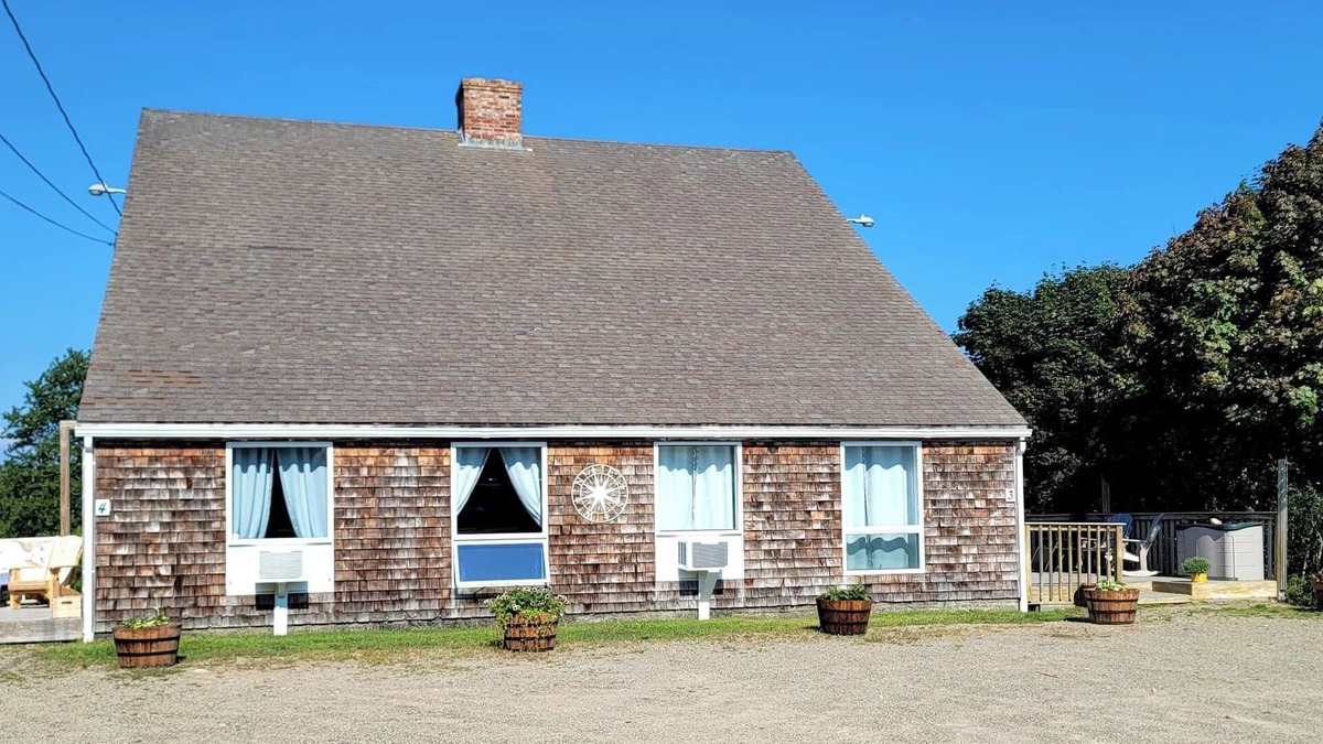 Birch Harbor Apartment | New listing! Perfectly centered in the Birch Harbor village!nn
