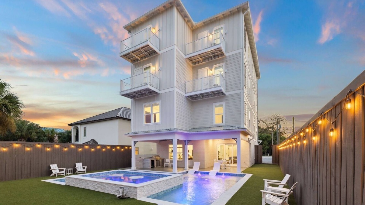 Tang-O-Mar House | New Listing! Private Pool and Spa! Game Room! Elevator! Grill! Bikes! Sleeps 44!