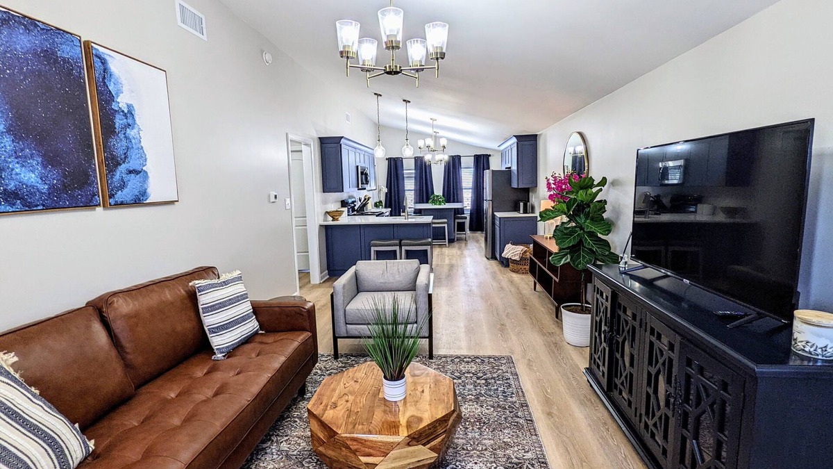 Kiska Beach Cottage | New listing! Premium location steps from the beach