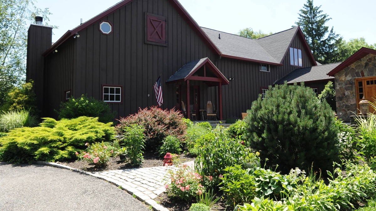 Town of Marlborough House | NEW LISTING ! Rustic house with private pool in heart of the Hudson Valley