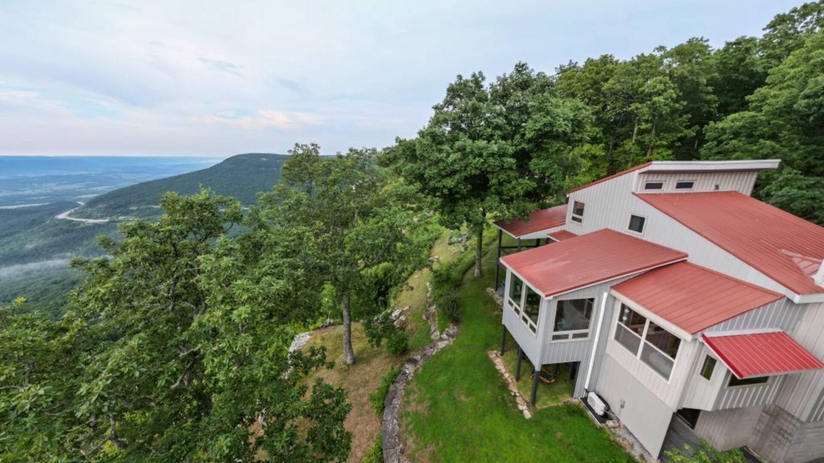 Dunlap House | NEW LISTING! The Launch Pad- Unrivaled Views of Sequatchie Valley.