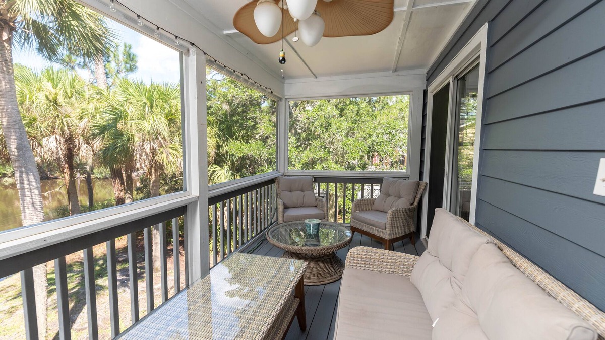 Oceanmarsh Subdivision House | New Listing! Sleeps 10 on Harbor Island - Golf Cart Available for Rent