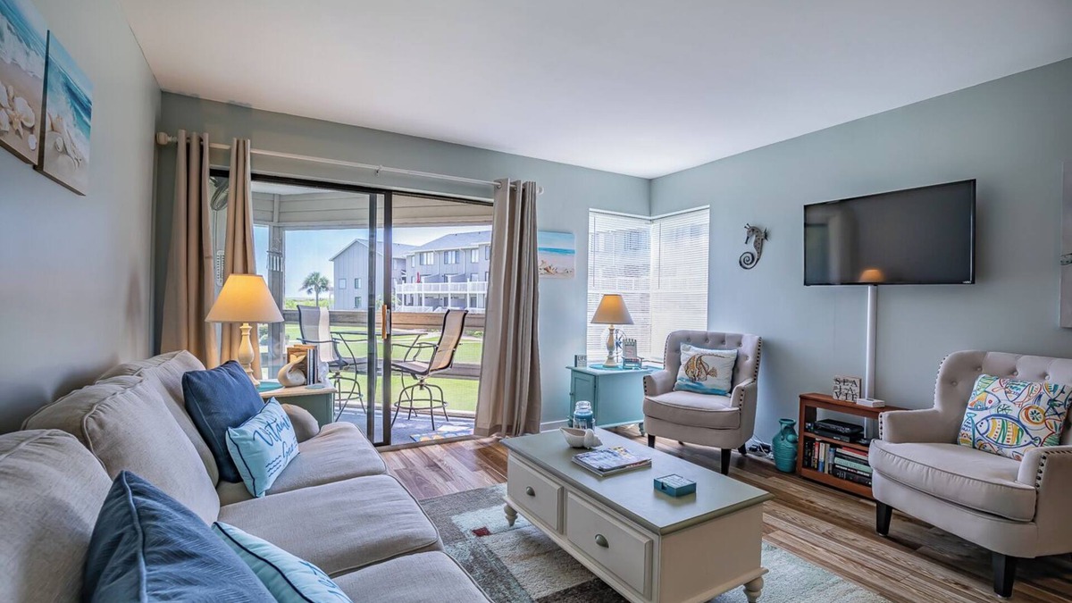 Oceanmarsh Subdivision Condo | New Listing! - Pool and Ocean View - Harbor Island Beachhouse