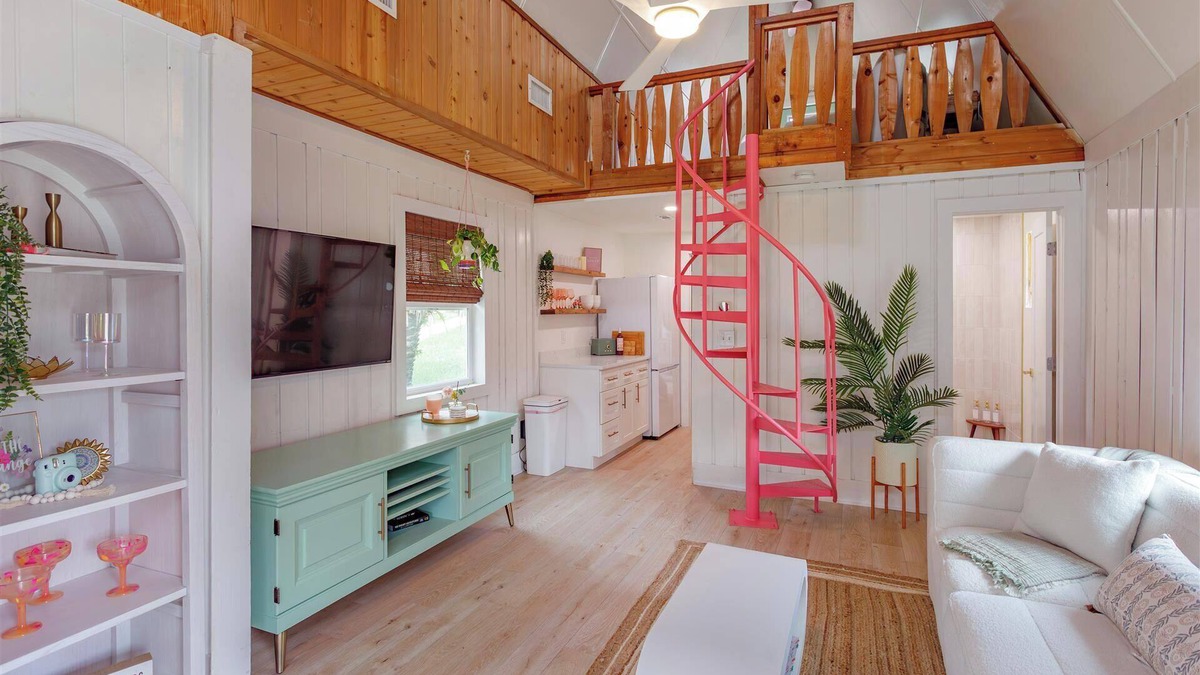 Vacation Village House | New Listing! Vacation Village Resort, 14mi to Disney & 26mi to Universal - GRH570568