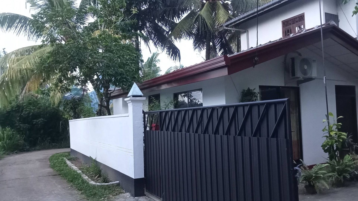 Kamburugamuwa Villa | NEW LOOK VILLA