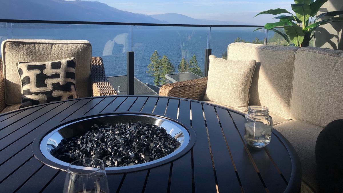 McKinley Condo | *NEW* Luxe Lakeview at McKinley Beach, Kelowna, BC