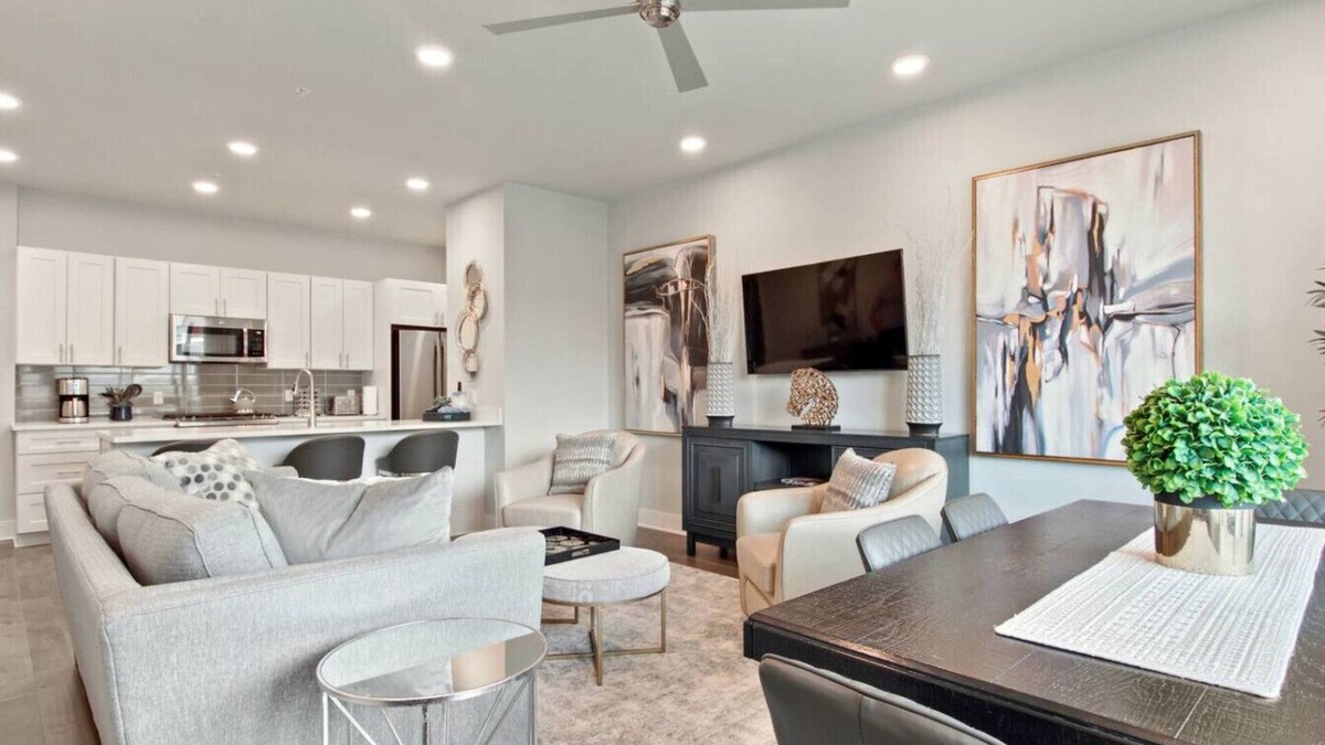 New Orleans Condo | New Luxurious & Beautiful! - 2br/2ba w/Pool!