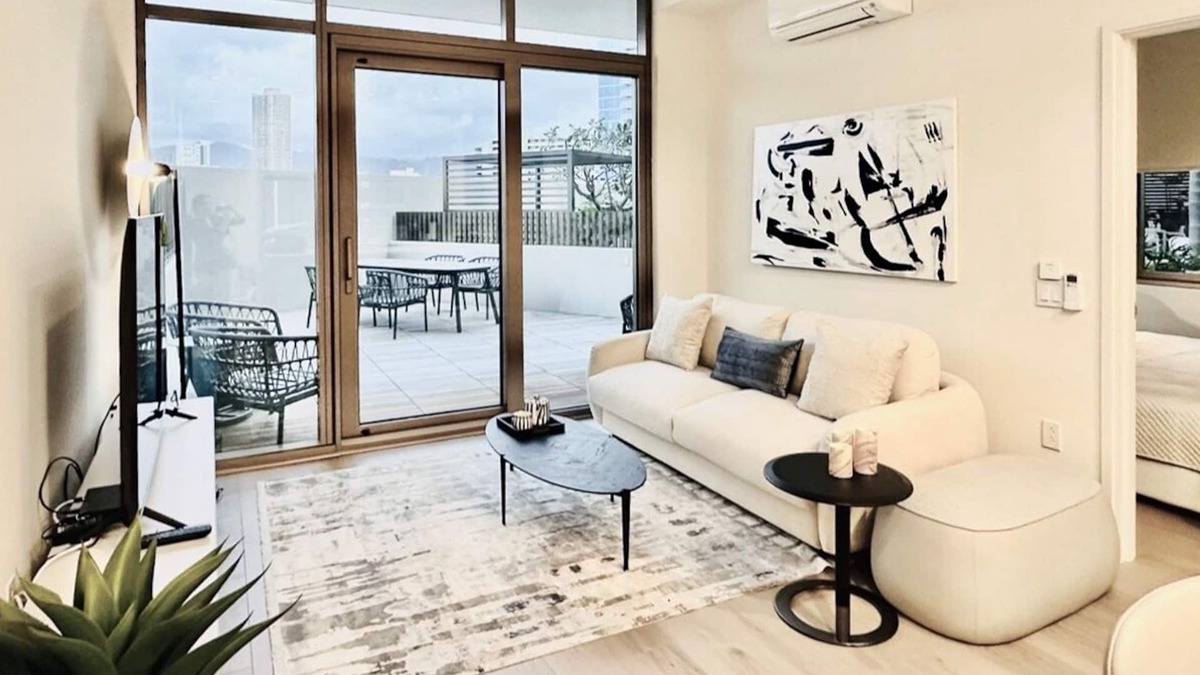 Ala Moana Apartment | New! Luxurious Sky 2BA 2BR