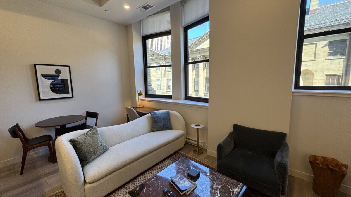 Downtown Halifax Apartment | *NEW Luxury 2B/1B Downtown Halifax