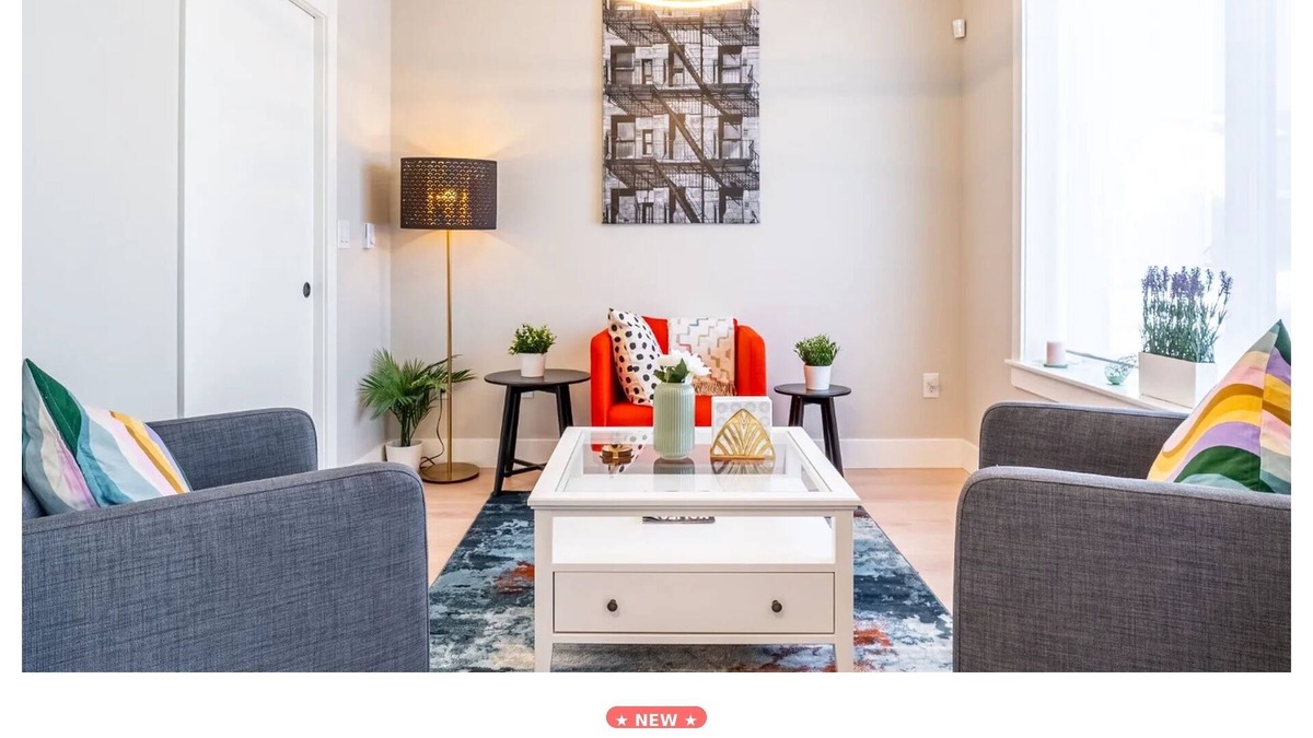 Halifax House | NEW Luxury 5BR | 2 Kitchens, 3 Living, 4 bath|Deck BBQ & Fireplace in Halifax