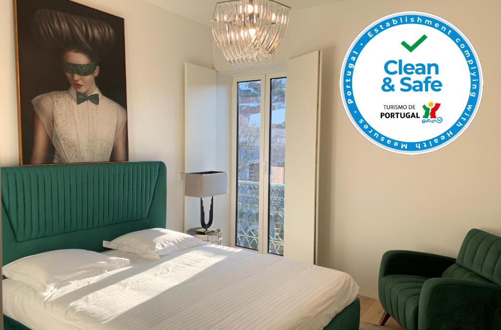 Sao Jose Apartment | New!! Luxury Avenida Da Liberdade Flat- with Rooftop and Pool