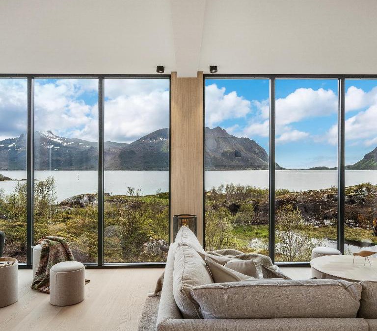 Barstrand Villa | NEW! Luxury Cabin in beautiful Lofoten