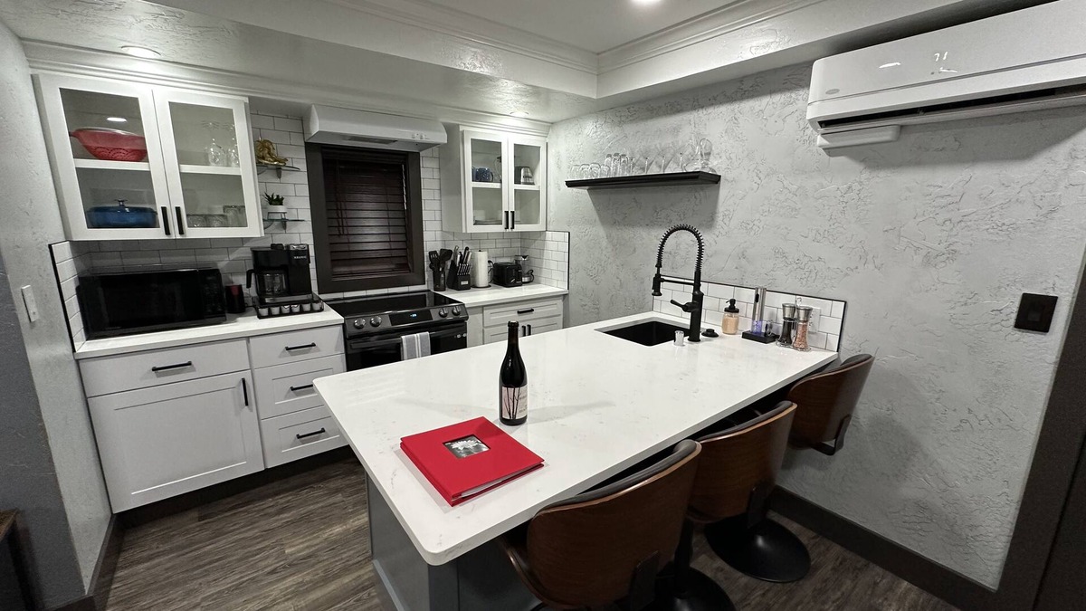 Walla Walla Condo | NEW Luxury Condo 2 blocks from Historic Main Street in Downtown Walla Walla