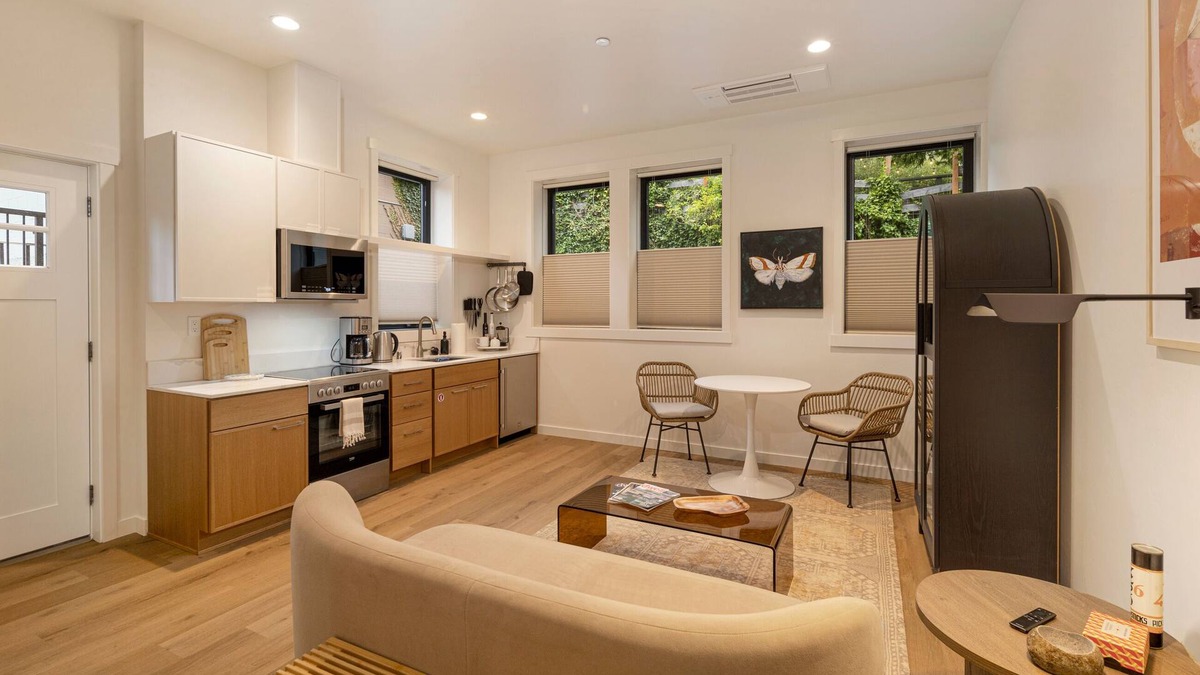 Friday Harbor Condo | New Luxury Condo! Downtown! Ground Floor - Haven 103