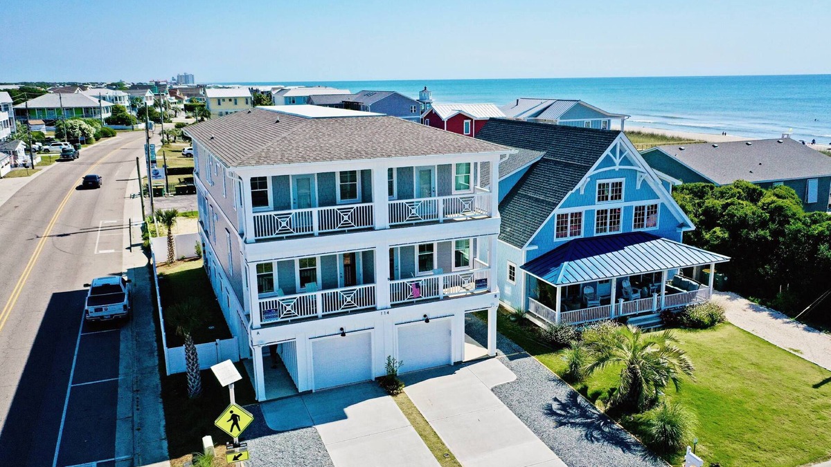 Kure Beach House | New Luxury Home, Stunning OceanViews, Close Beach Access, Elevator, 6 Suites, KB Pier