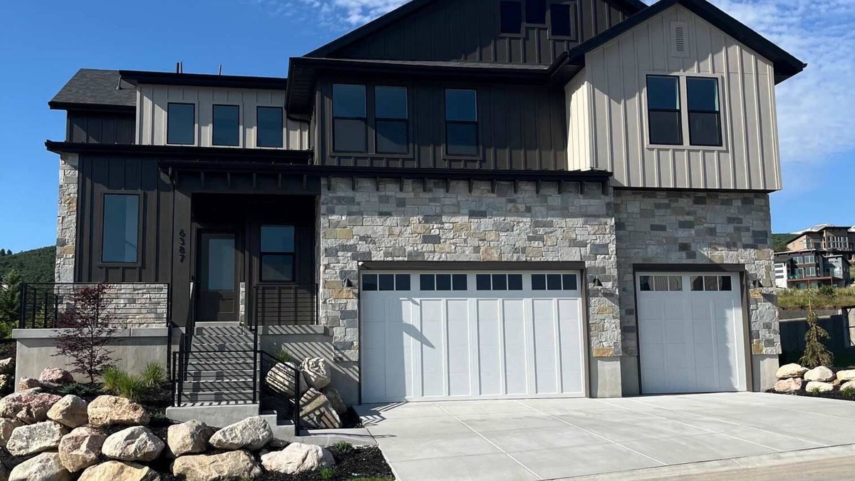 Ogden House | NEW Luxury Home super comfy By Snowbasin & Pow Mow