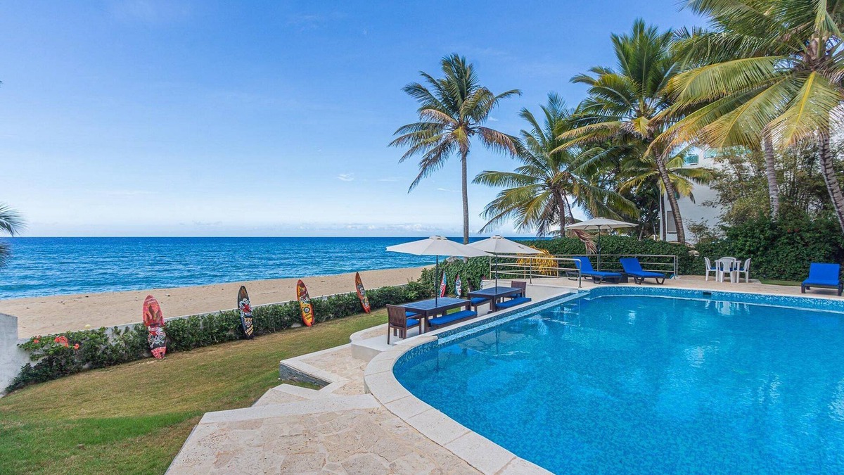 Sosua Villa | New luxury party beachfront complex: guest-friendly, 16 bedrooms, TOP CLASS!