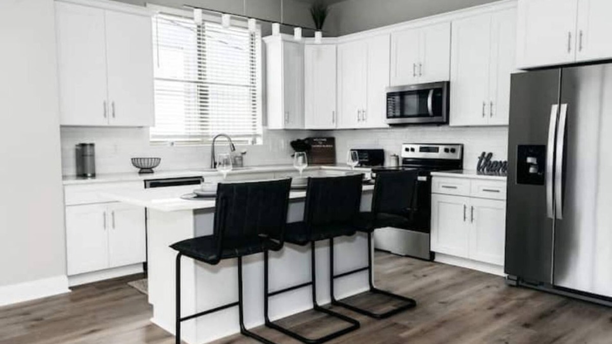 Youngsville House | New Luxury Townhome