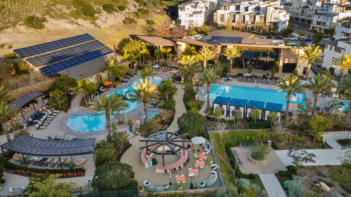 Serra Mesa House | NEW Luxury Townhouse w/Rooftop Deck