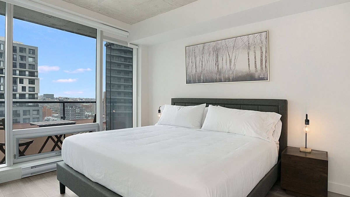 Milton Park Apartment | New Luxury Unit in Heart of MTL 906 | Metro access