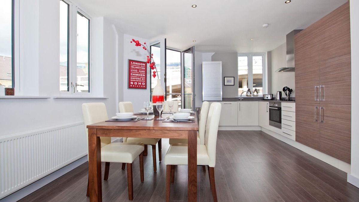 Spitalfields Apartment | New, Modern 2bed 2bath Liverpool Street