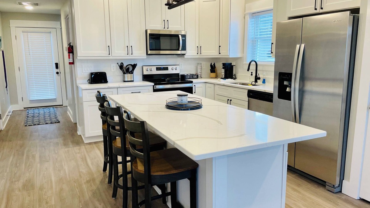 Pine Island Condo | NEW! Modern 3 bedroom beach condo with hot tub - BEACH DUNE