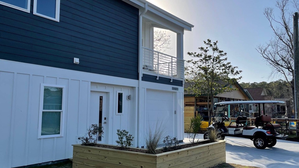 North Carolina Coast House | New & Modern Beach Home with Golf Cart!