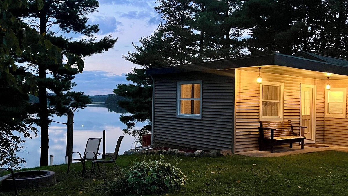 Eau Galle House | NEW! Modern Lakefront Home in Beautiful Eau Galle