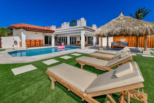 Malmok House | NEW Ocean View with rooftop Terrace in Malmok