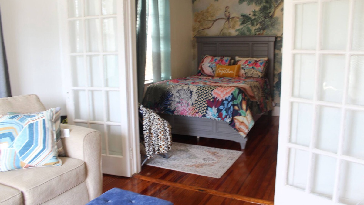 West Riverside House | New Orleans House in Uptown Two Blocks to Magazine St.