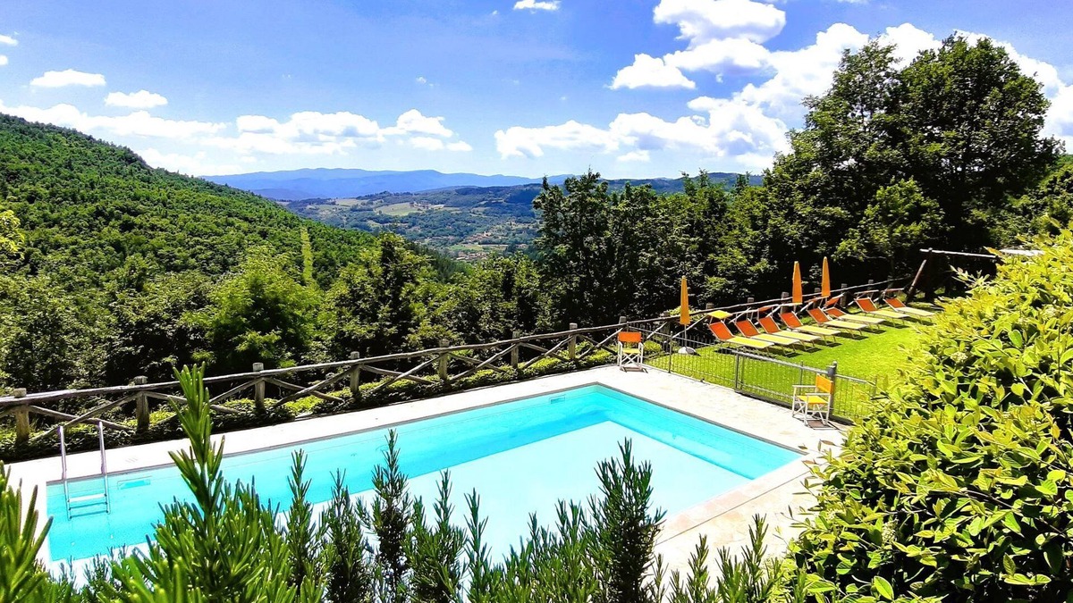 Papiano di Stia Villa | New! Papiano, character villa, private pool, great views, close to National Park