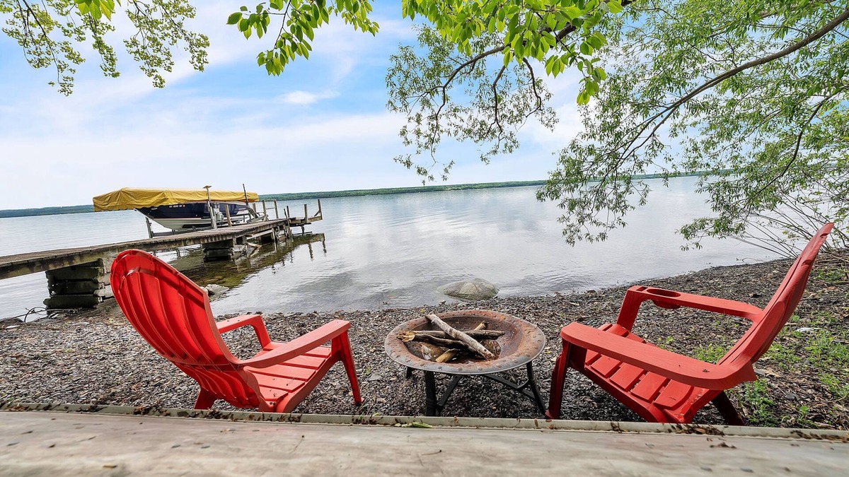 Town of Ledyard Cottage | NEW! Peaceful Lakefront Getaway on Cayuga Lake