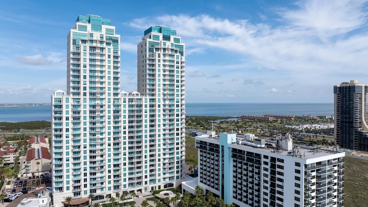 South Padre Island Condo | NEW! Penthouse Jr * Unrivaled Luxury * Insane Views