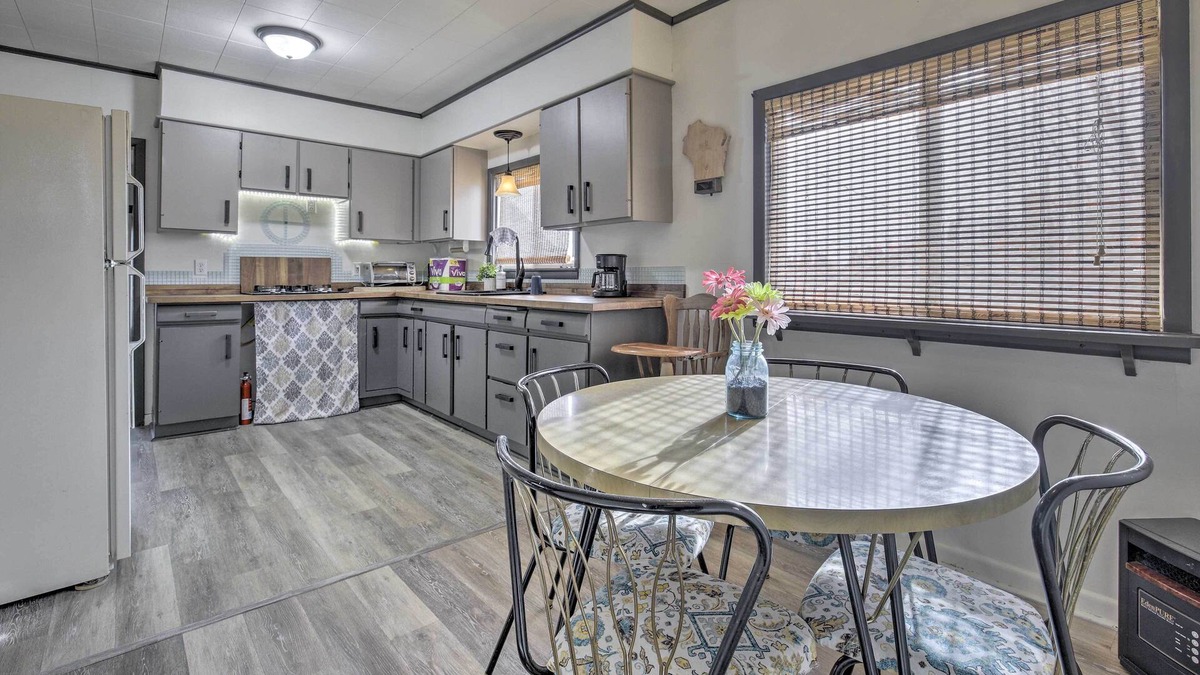 Stambaugh House | NEW! Pet-Friendly Up North Getaway w/ Fire Pit!