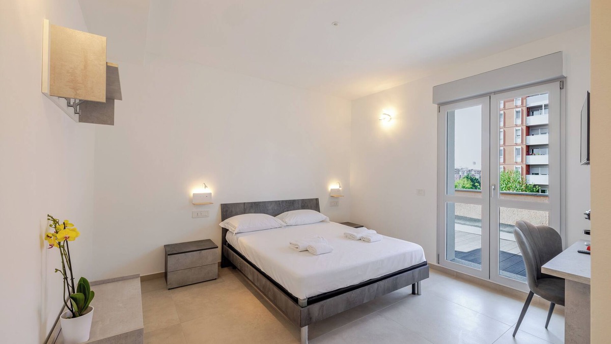 Trezzano sul Naviglio Apartment | NEW Private room with bathroom and balcony no kitchen 20 minutes from Milan 6
