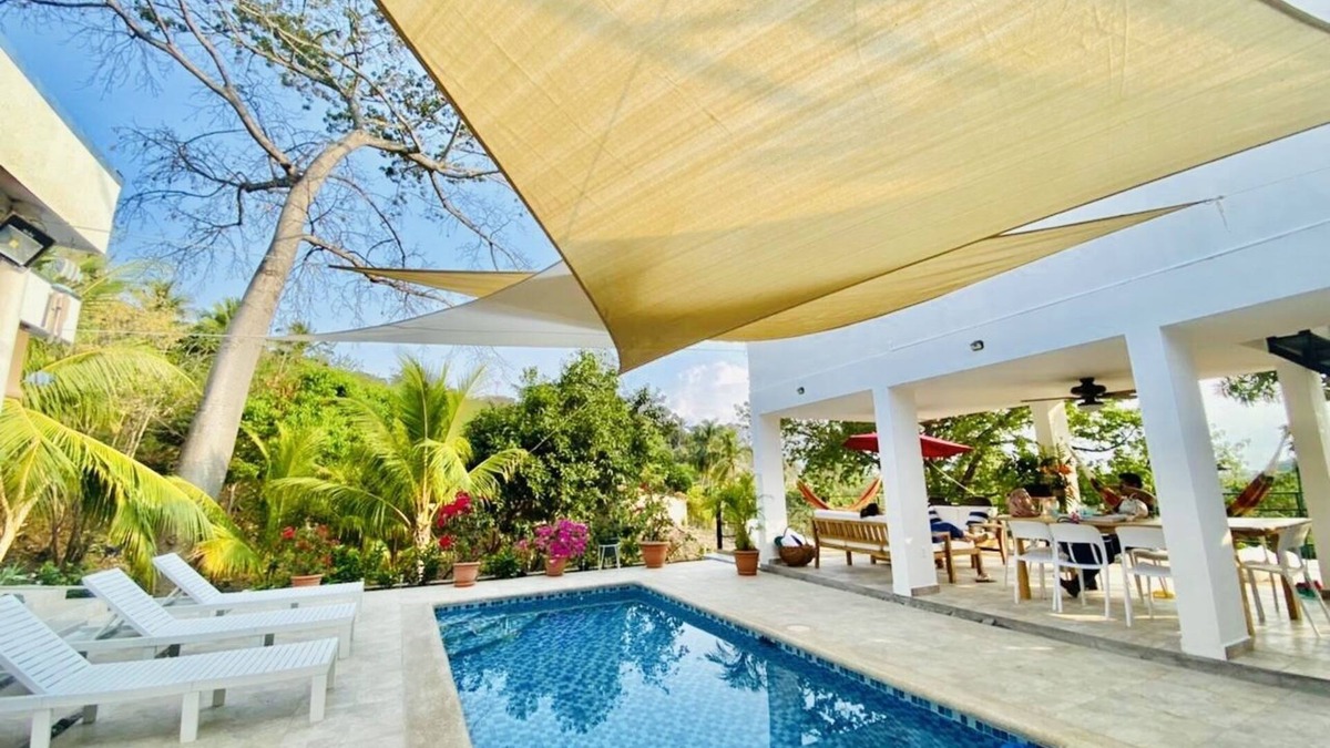 Tamanique House | New! Private beach house with pool, jacuzzi, ocean view deck
