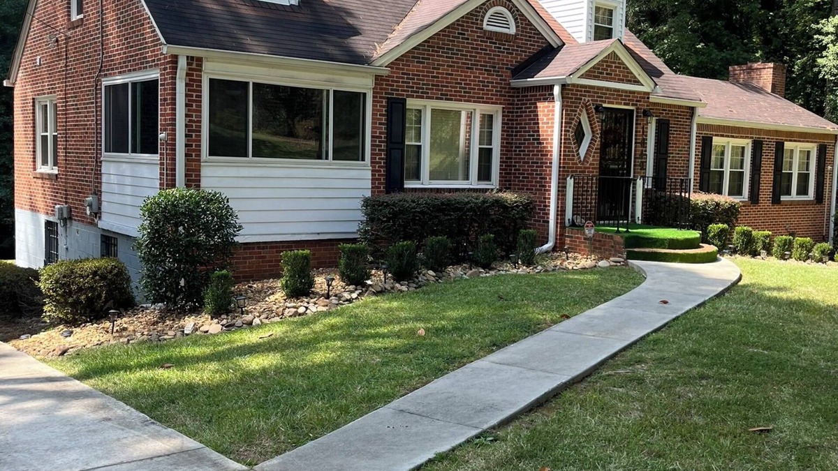 Atlanta Apartment | NEW Quiet Intwn Apt W/Private Entry, Bath & Patio
