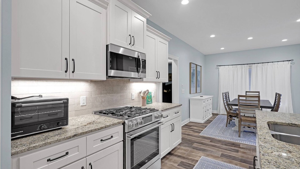 Laotto House | NEW! Relaxing 3BR Haven in Fort Wayne