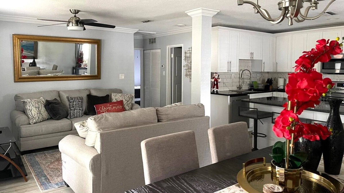 Carver City - Lincoln Gardens House | New! Remodeled Spacious Home Near Raymond James Stadium