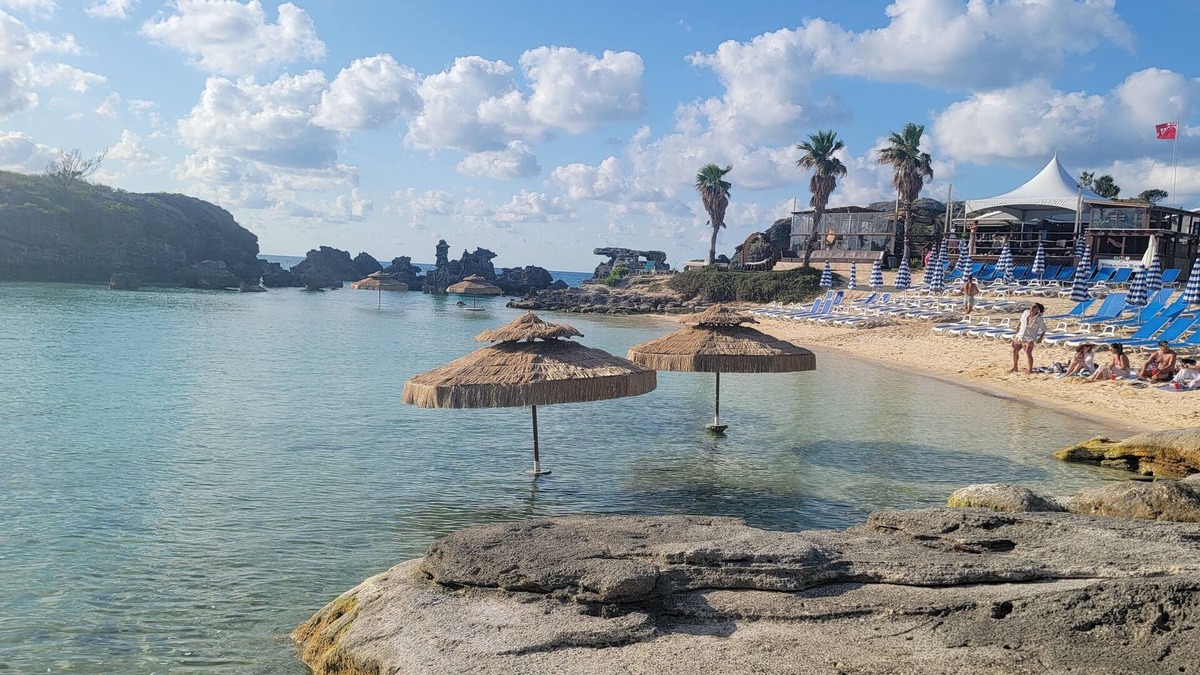 St. George's Condo | New! Rennovated 1-bedroom condo. Walk to beach & waterfront restaurants.